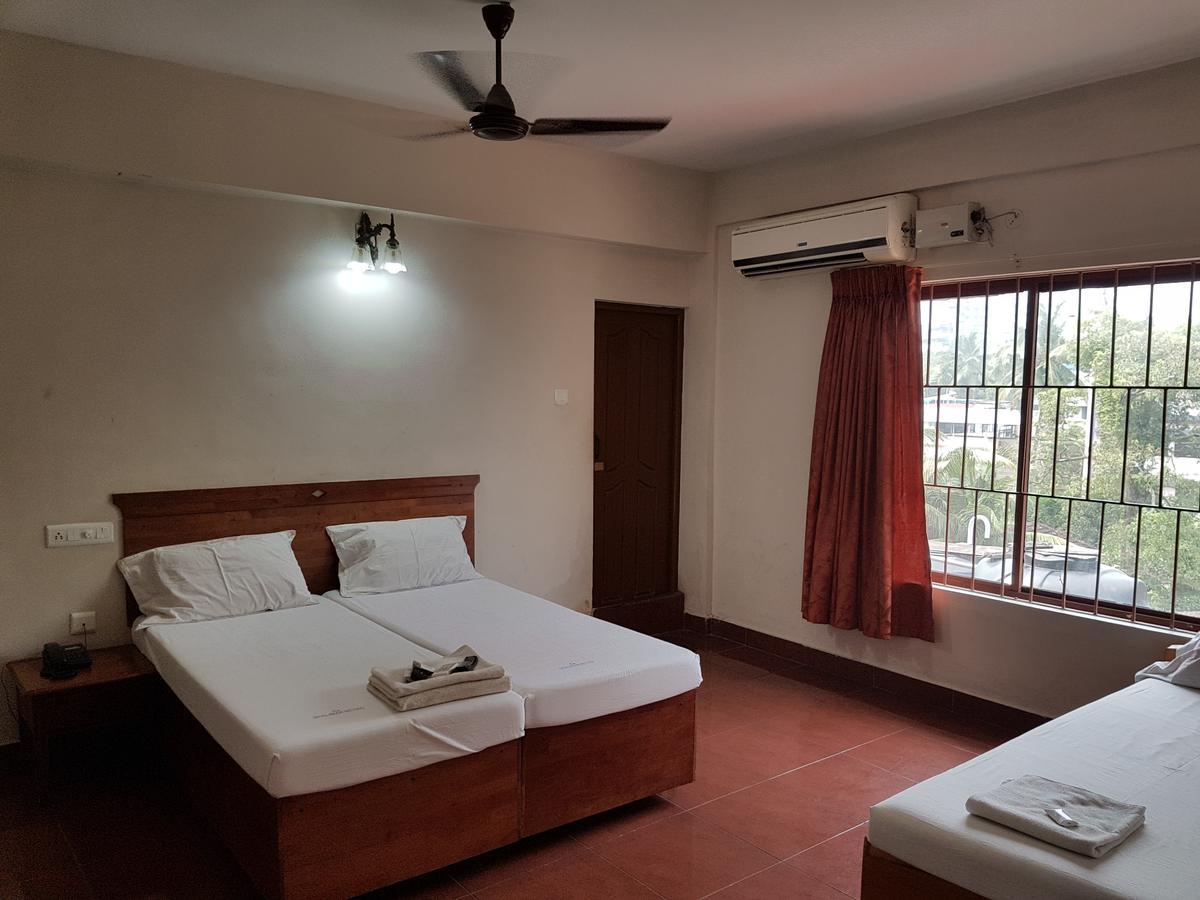 Shalimar Metro Hotell Kochi Eksteriør bilde